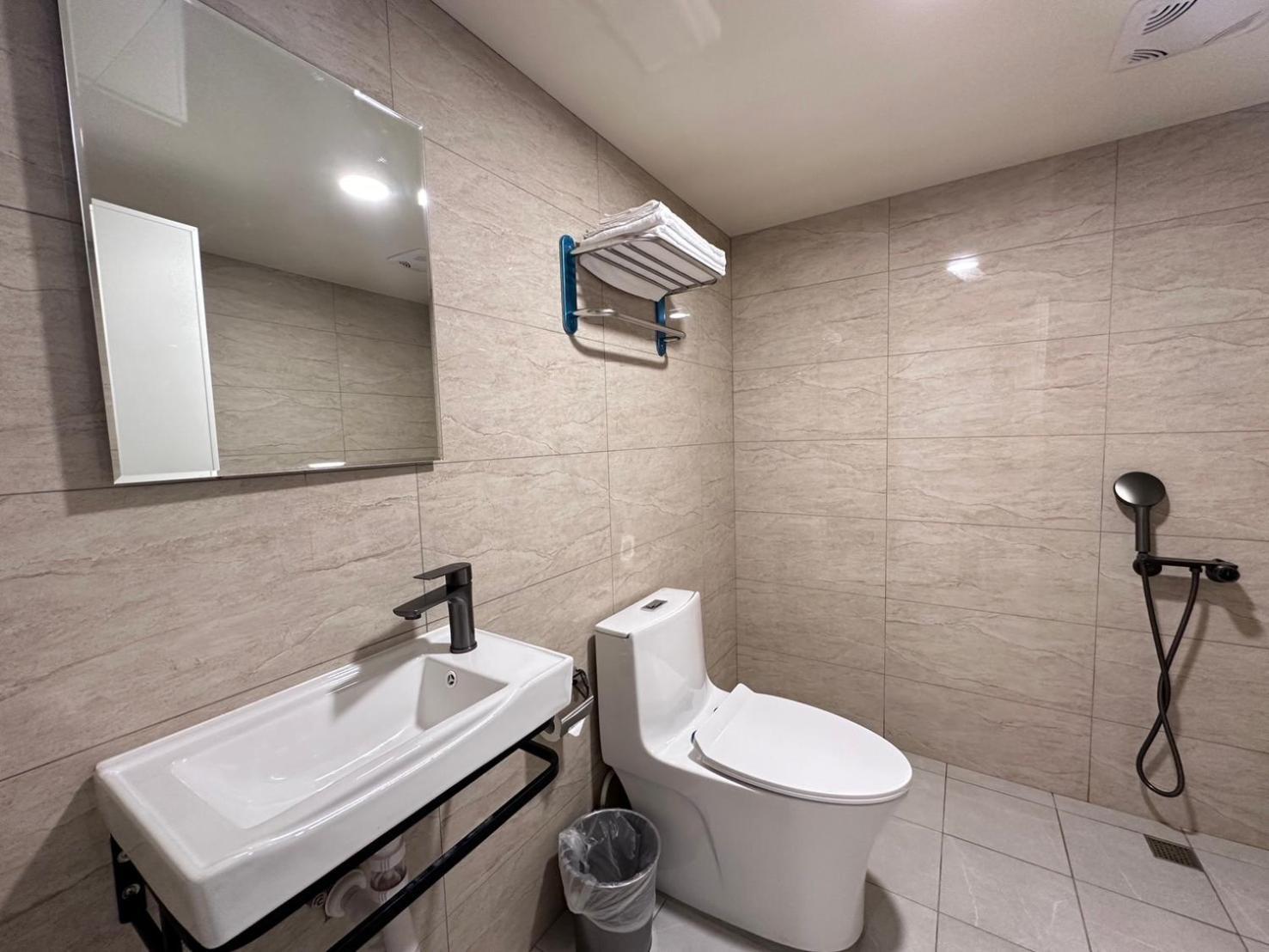 可青大飯店grand Ke-Cing Hotel Yilan Luaran gambar
